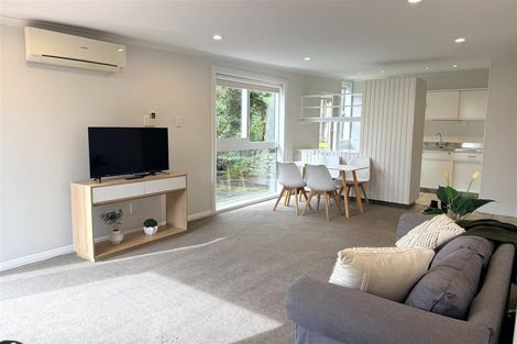 Photo of property in 7 Weenink Road, Karoro, Greymouth, 7805