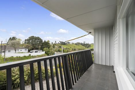 Photo of property in 51 Tarahua Road, Welbourn, New Plymouth, 4310