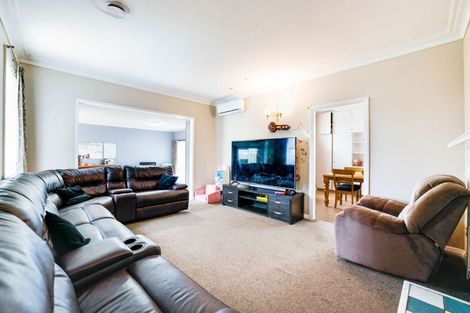 Photo of property in 24 Henwood Road, Mangere East, Auckland, 2024
