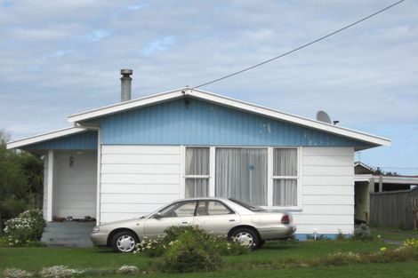 Photo of property in 34 Ruapehu Street, Castlecliff, Whanganui, 4501
