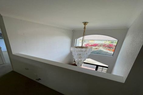 Photo of property in 17 Annalong Road, Dannemora, Auckland, 2016