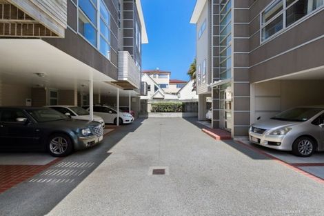 Photo of property in 8/123 The Parade, Island Bay, Wellington, 6023