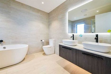 Photo of property in 14a Mantra Road, Massey, Auckland, 0614