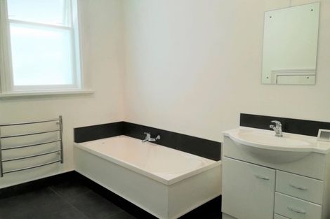 Photo of property in 148 London Street, Dunedin Central, Dunedin, 9016