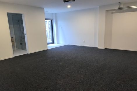 Photo of property in 14d Elcoat Avenue, Te Atatu South, Auckland, 0610