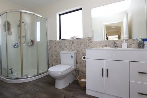 Photo of property in 1/201 Avondale Road, Greenmeadows, Napier, 4112