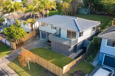 Photo of property in 57 Sunline Avenue, Massey, Auckland, 0614
