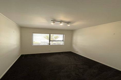 Photo of property in 32a Elliot Street, Howick, Auckland, 2014