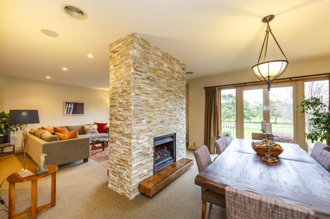 Photo of property in 17a Montgomery Terrace, Hokowhitu, Palmerston North, 4410