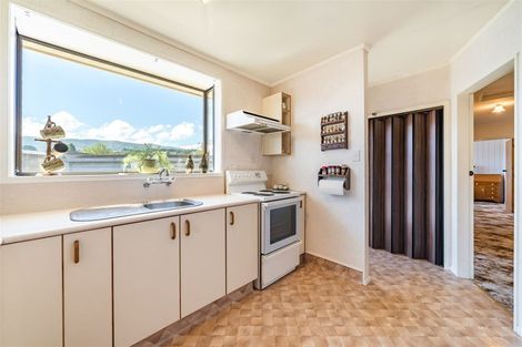 Photo of property in 74 California Drive, Totara Park, Upper Hutt, 5018