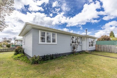 Photo of property in 6 Rangipoia Place, Turangi, 3334