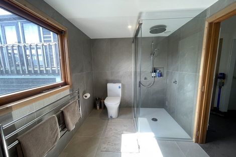 Photo of property in 92a Khandallah Road, Khandallah, Wellington, 6035