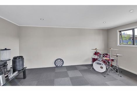 Photo of property in 5 Hegan Place, Rangiora, 7400