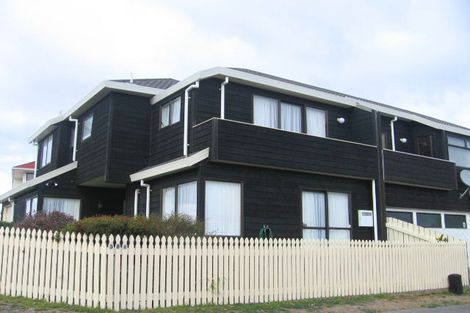 Photo of property in 38 Kaikoura Street, Maupuia, Wellington, 6022