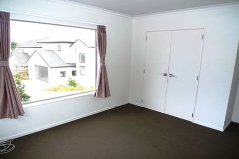 Photo of property in 8 Cresswell Place, Johnsonville, Wellington, 6037