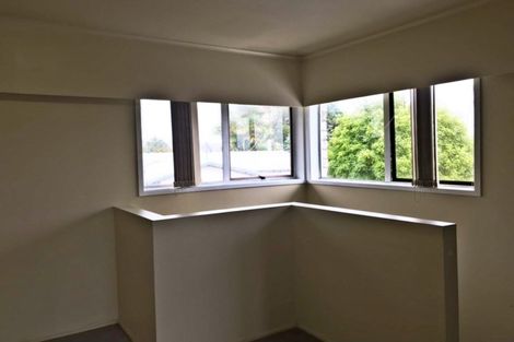 Photo of property in 2/81 Arran Road, Browns Bay, Auckland, 0630