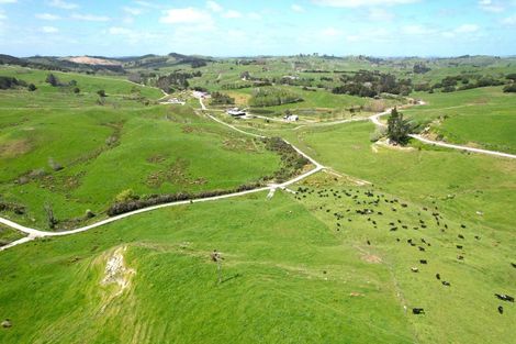 Photo of property in 153 Marohemo Road, Maungaturoto, 0587