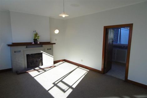 Photo of property in 27 Bulteel Street, New Plymouth, 4310