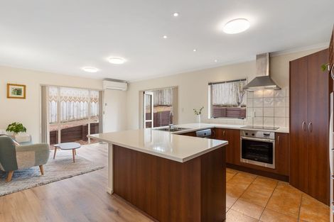 Photo of property in 47 Nimstedt Avenue, Oteha, Auckland, 0632