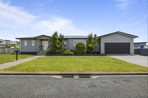 Photo of property in 30 Longview Street, Mangawhai, 0505