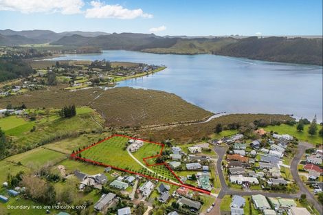 Photo of property in 141 Everitt Crescent, Whangamata, 3620