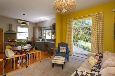 Photo of property in 32 Simeon Quay, Lyttelton, 8082