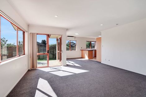 Photo of property in 120 Dominion Road, Papakura, 2110