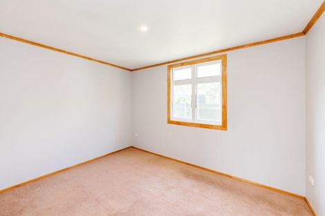 Photo of property in 19 Beach Street, Tangimoana, 4822