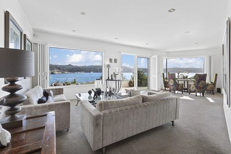 Photo of property in 2/11 Maida Vale Road, Roseneath, Wellington, 6011