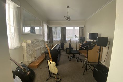 Photo of property in 20 Dr Taylor Terrace, Johnsonville, Wellington, 6037