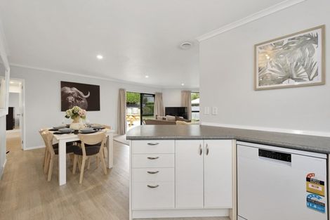 Photo of property in 47 Twickenham Place, Nawton, Hamilton, 3200