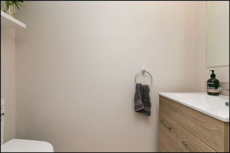 Photo of property in 42b Mandalay Terrace, Khandallah, Wellington, 6035