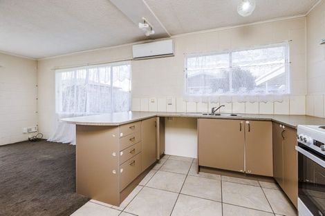 Photo of property in 4/29 South Street, Papakura, 2110