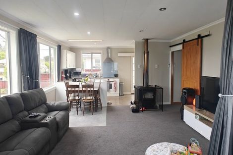 Photo of property in 70 Cargill Street, Waikiwi, Invercargill, 9810