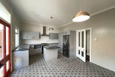 Photo of property in 267 Ravensbourne Road, Ravensbourne, Dunedin, 9022