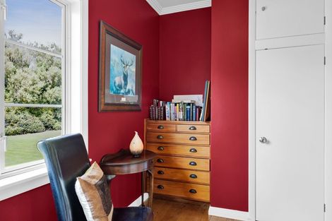 Photo of property in 5171b Mountain Road, Eltham, 4398