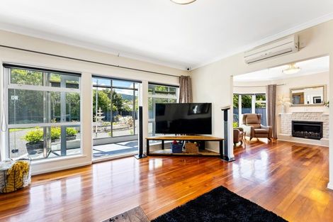 Photo of property in 310 Fergusson Drive, Heretaunga, Upper Hutt, 5018