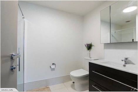 Photo of property in La Residence Du Lac, 26/527 Frankton Road, Queenstown, 9300