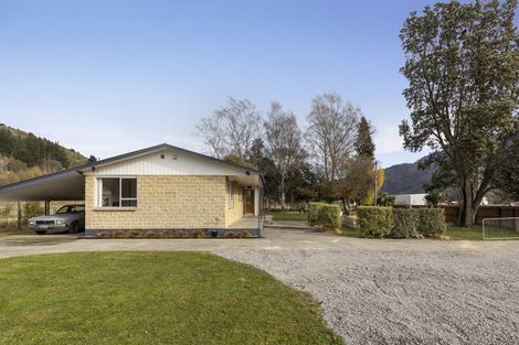 Photo of property in 1112 Queen Charlotte Drive, Linkwater, Picton, 7281