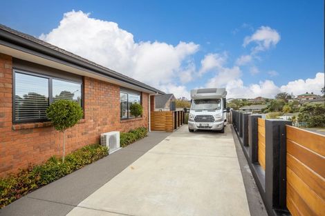 Photo of property in 24 Ainslee Street, Highlands Park, New Plymouth, 4312