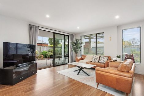 Photo of property in 128 Hamilton Avenue, Ilam, Christchurch, 8041