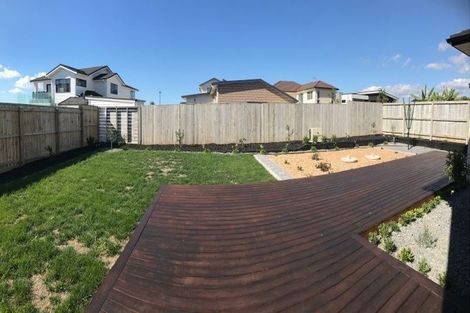 Photo of property in 111 Liberty Crescent, Beachlands, Auckland, 2018