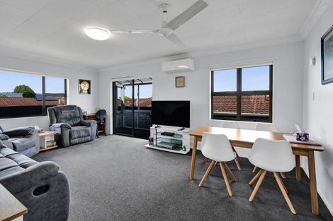 Photo of property in 19a Tukapa Street, Westown, New Plymouth, 4310