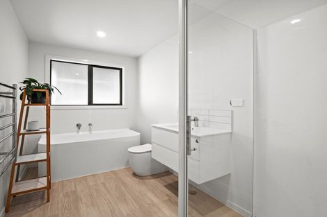 Photo of property in 16 Waterfowl Road, Jacks Point, 9371