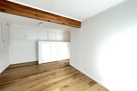 Photo of property in 19 Squirrel Lane, Browns Bay, Auckland, 0630