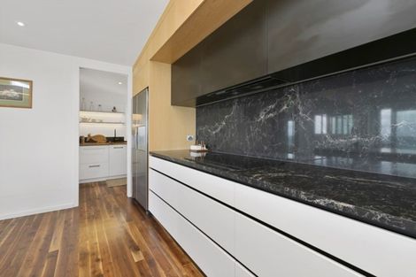 Photo of property in 241b Oceanbeach Road, Mount Maunganui, 3116