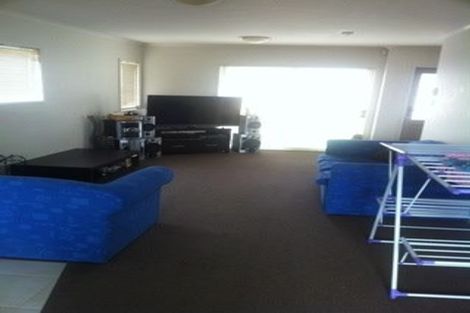 Photo of property in 25/94 Glengarry Road, Glen Eden, Auckland, 0602