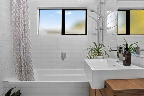 Photo of property in 2 Pisa Road, Luggate, Cromwell, 9383