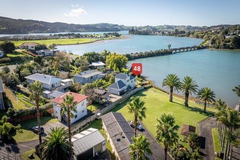 Photo of property in 48 Wainui Road, Raglan, 3225