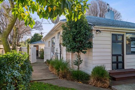 Photo of property in 42 Dominion Avenue, Spreydon, Christchurch, 8024